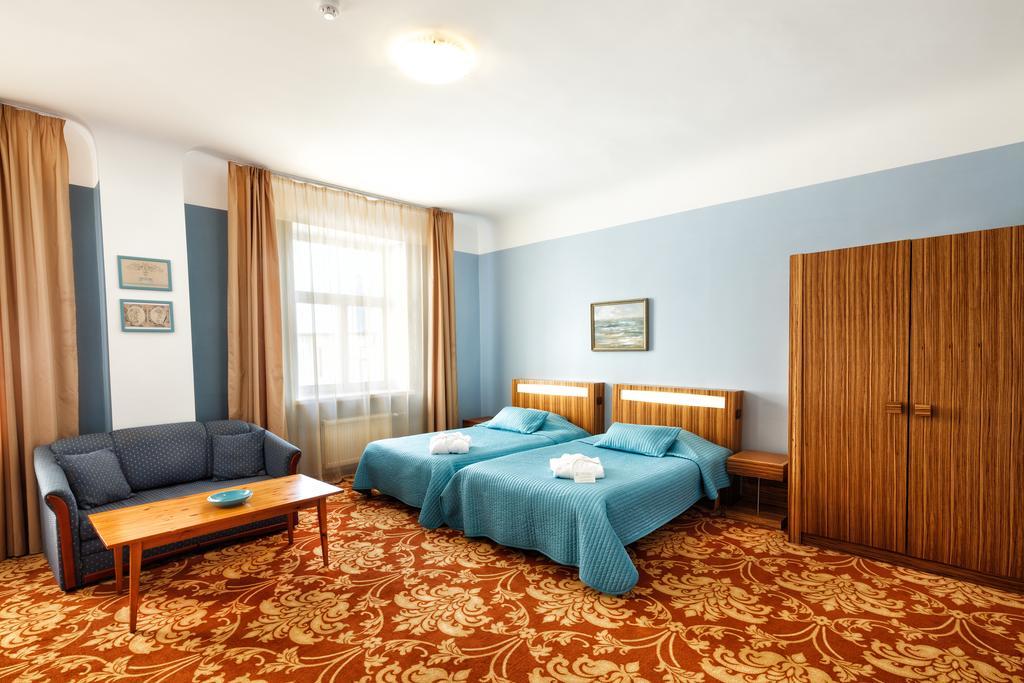 City Hotel Teater 里加 外观 照片