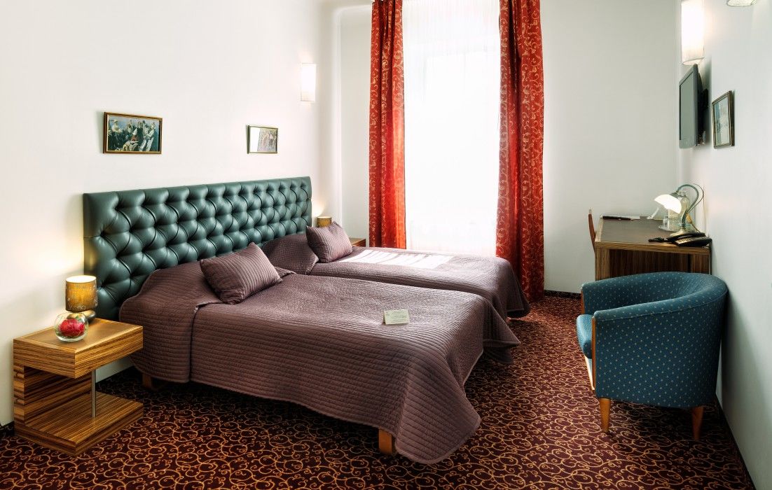 City Hotel Teater 里加 外观 照片