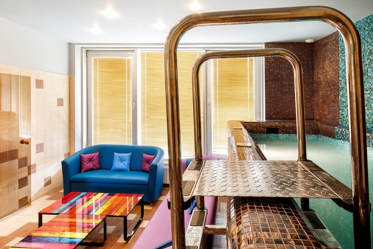 City Hotel Teater 里加 外观 照片