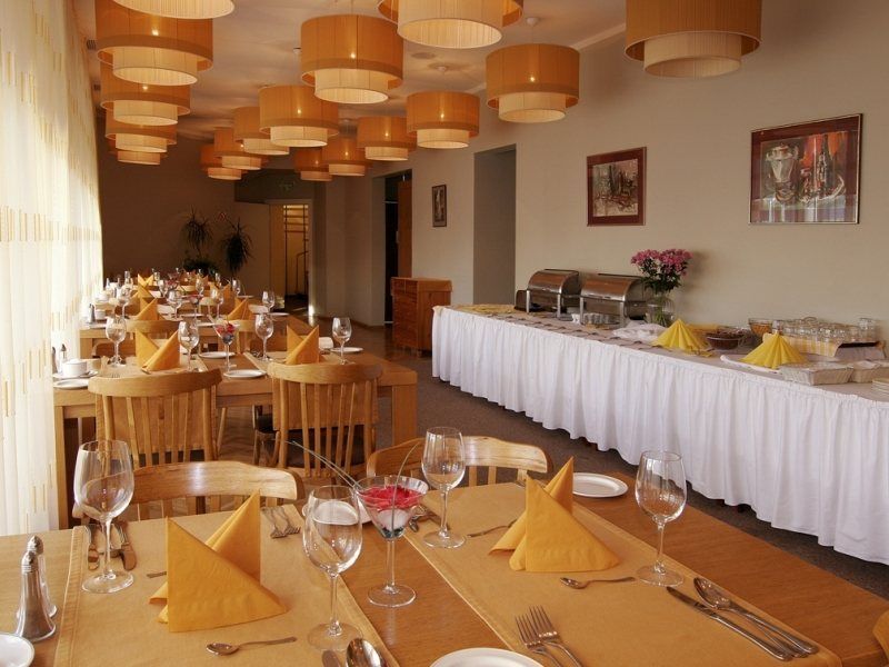City Hotel Teater 里加 外观 照片