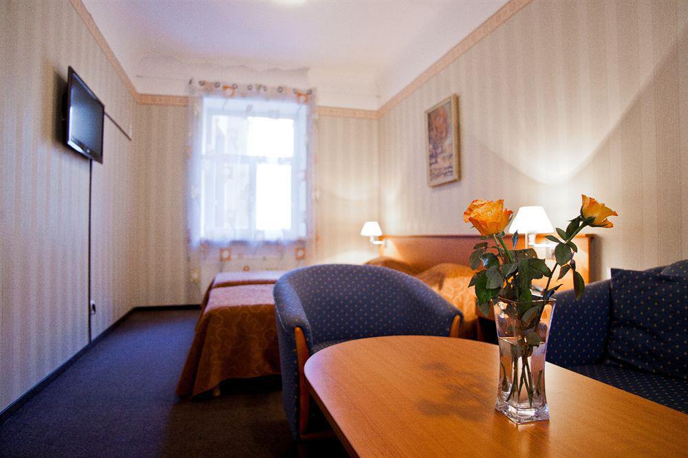 City Hotel Teater 里加 外观 照片